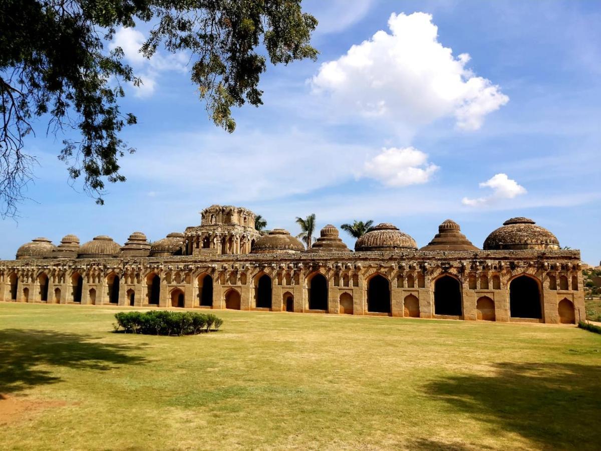 Archana Guest House River View Hampi Exterior foto