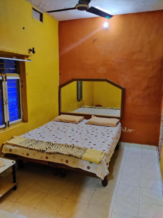 Archana Guest House River View Hampi Exterior foto