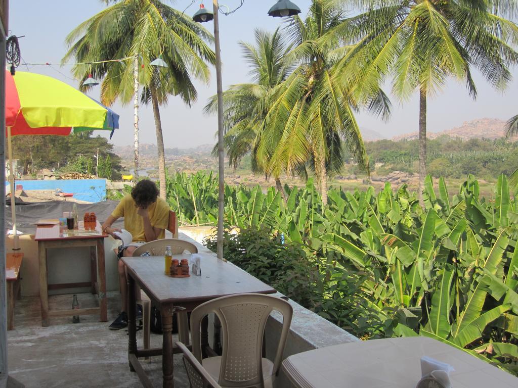 Archana Guest House River View Hampi Exterior foto